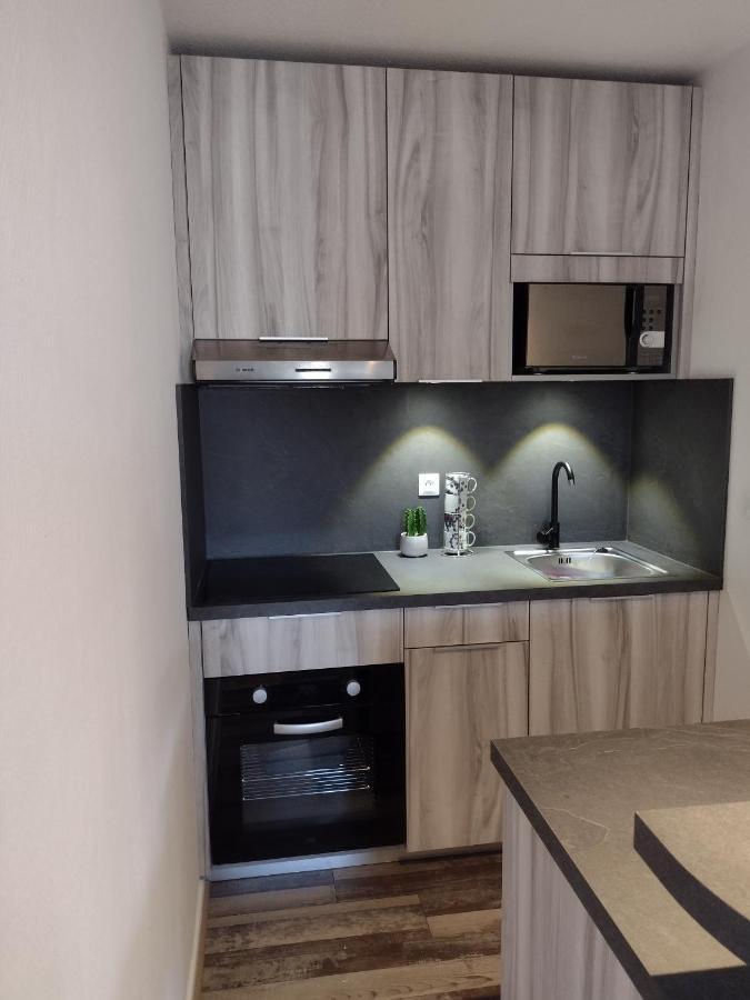 Charmant Studio Classe 3 Etoiles Au Coeur De นีเดอร์บรอนน์-เลส์-แบ็งส์ ภายนอก รูปภาพ