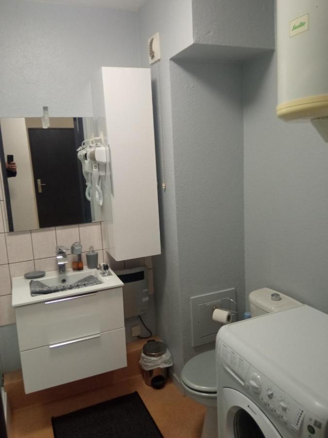 Charmant Studio Classe 3 Etoiles Au Coeur De นีเดอร์บรอนน์-เลส์-แบ็งส์ ภายนอก รูปภาพ